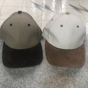 NWOT  SIGNATURES BASEBALL CAPS